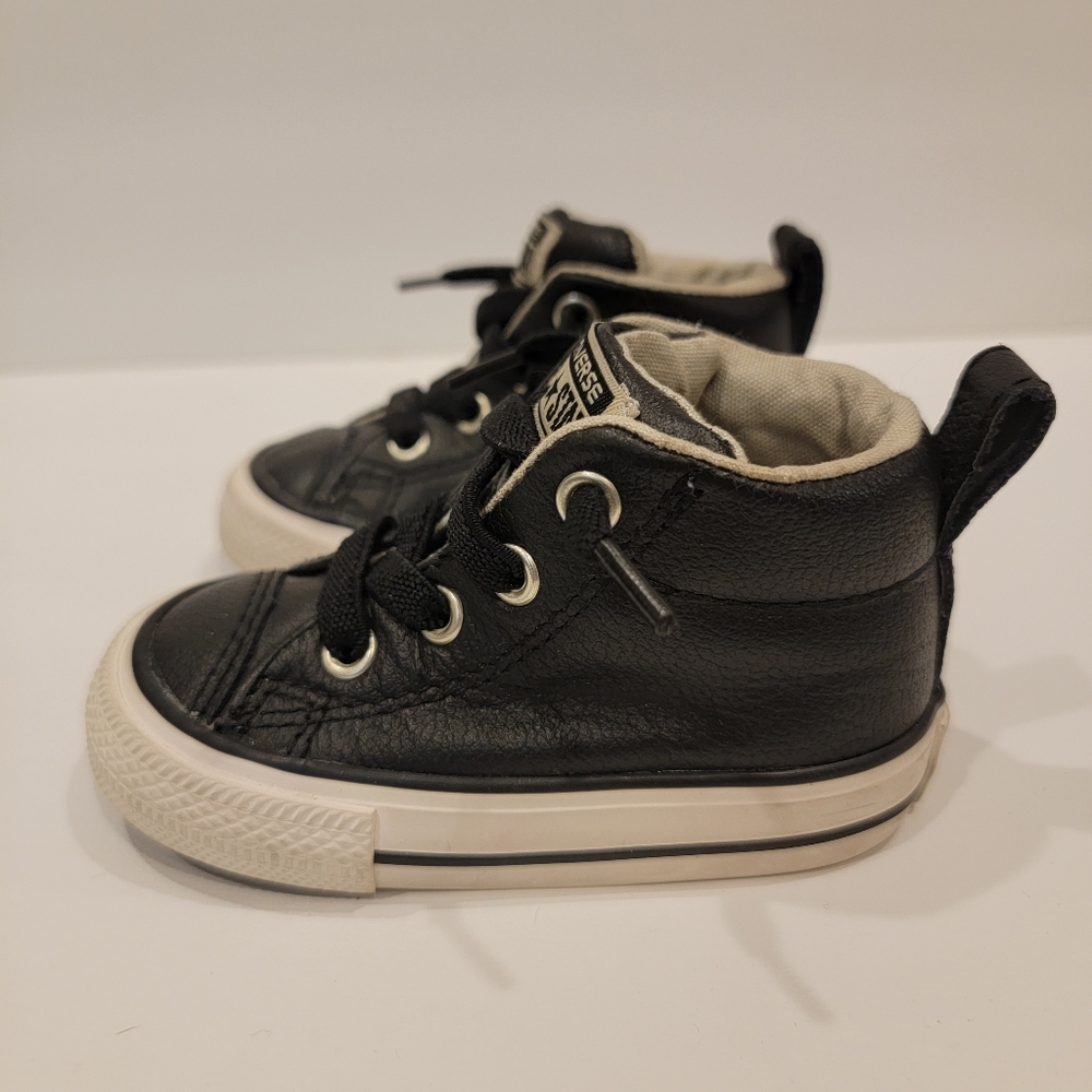 Converse one star allstar black leather hightops infant sneakers size 4